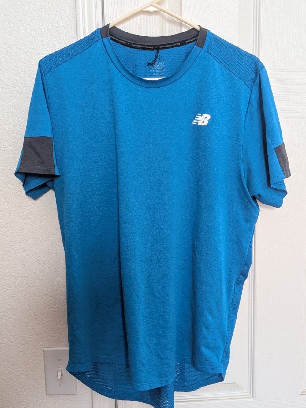 New Balance Fast Flight Short Sleeve Men's size Large t-shirt